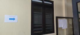 Penunjuk arah menuju lokasi ruang layanan PPID